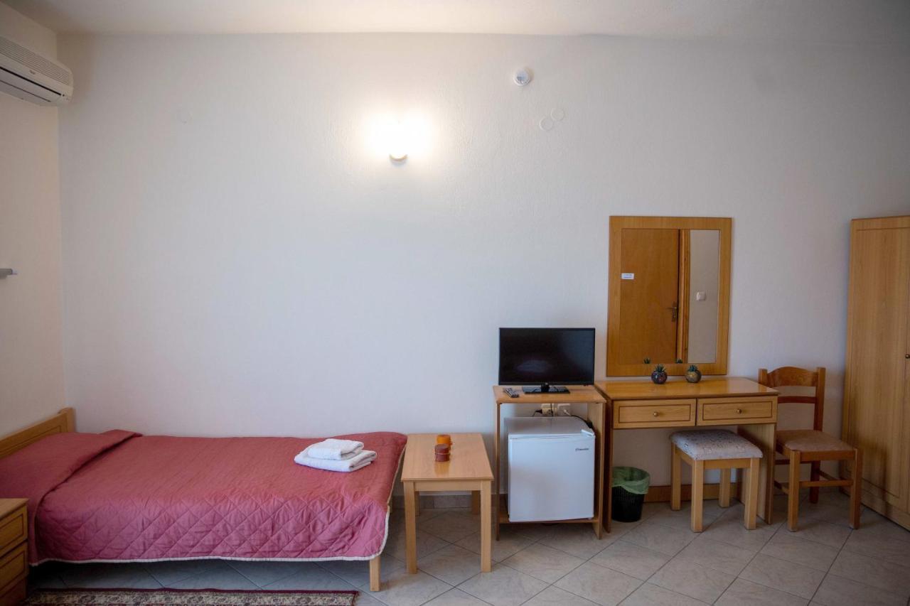 Hotel Kastro Sérvia Esterno foto