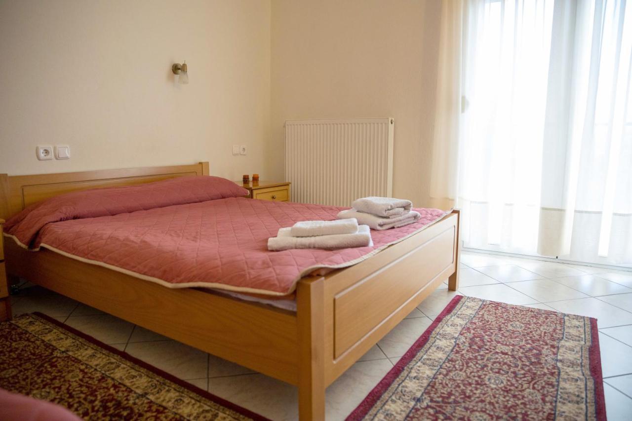 Hotel Kastro Sérvia Esterno foto
