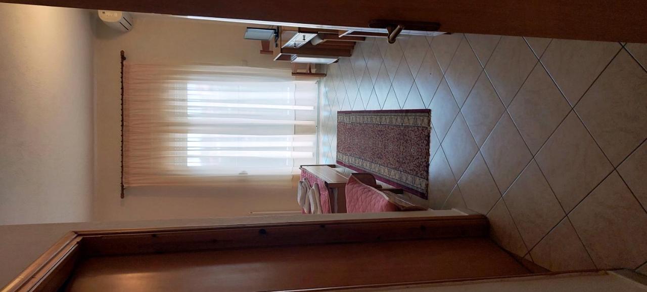 Hotel Kastro Sérvia Esterno foto