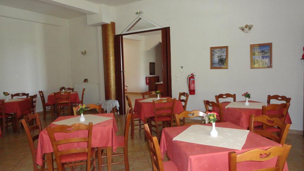 Hotel Kastro Sérvia Esterno foto